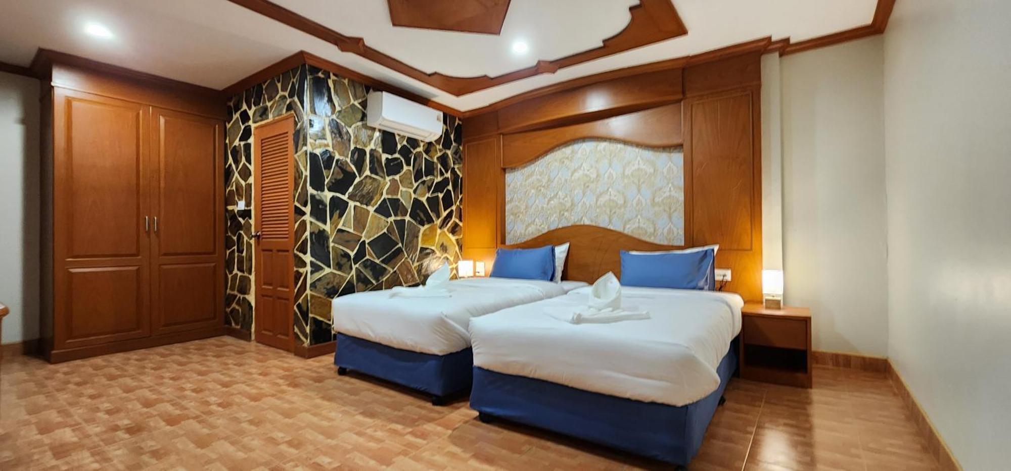 Arya Suites Patong Beach Экстерьер фото